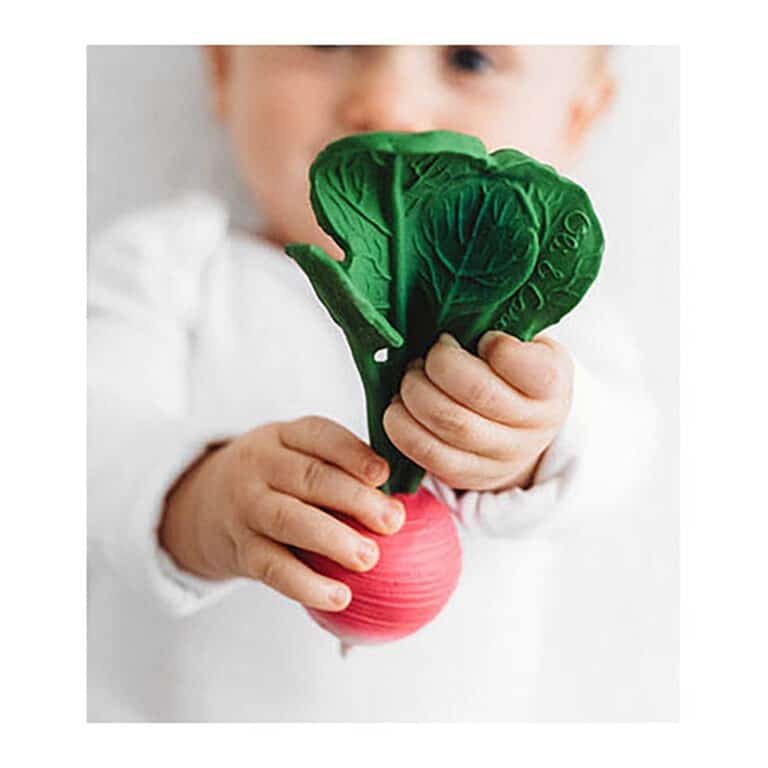 oli-and-carol_jouet-de-dentition-radis3