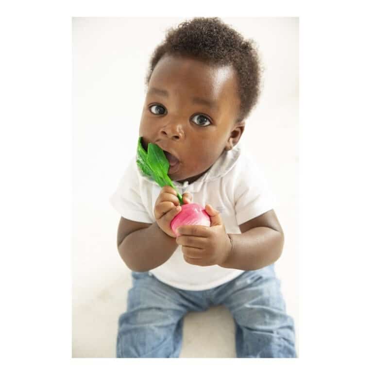 jouet de dentition ramona bébé qui machouille