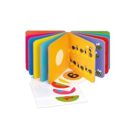 Coffret gommettes et livre vue ouvert sur fond blanc