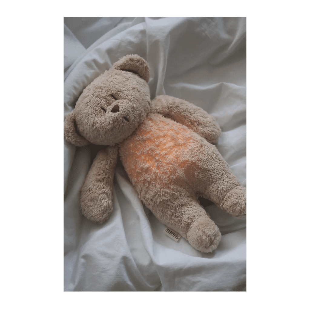 moonie l'ourson magique sable bb&co photo ourson sur lit bébé