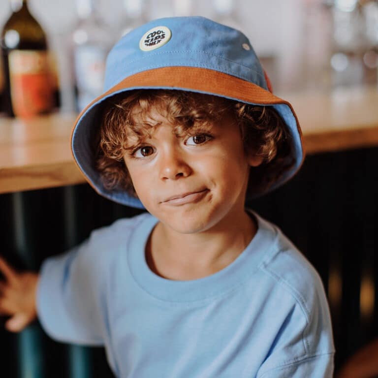 Bob portée sur un enfant