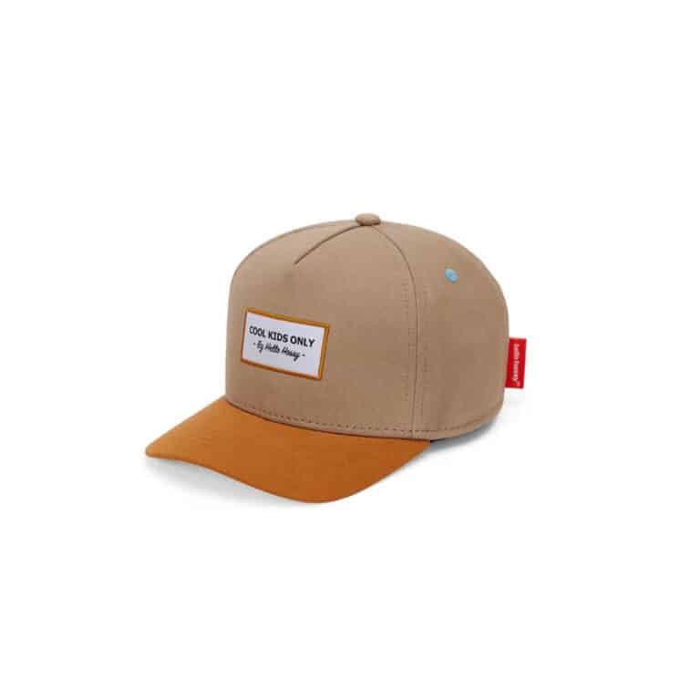 Casquette mini latte hello hossy vue de face sur fond blanc