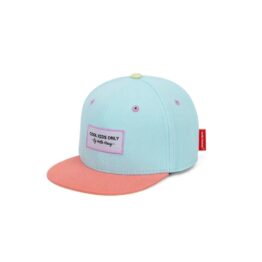 Casquette mini paradise hello hossy vue de face sur fond blanc