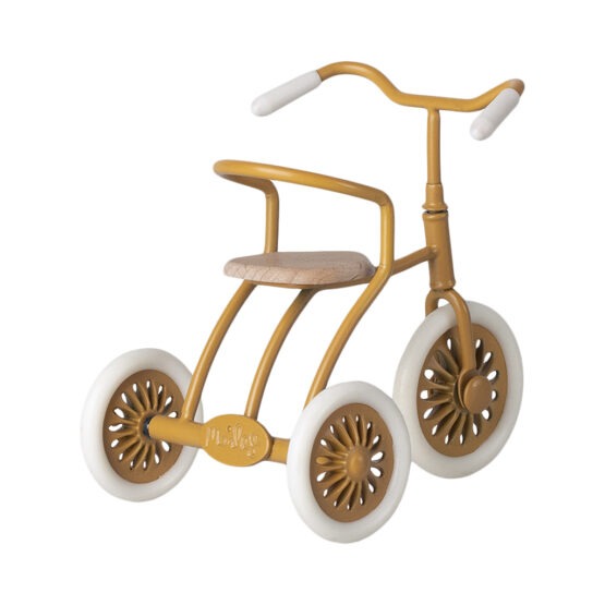 tricycle jaune de dos maileg