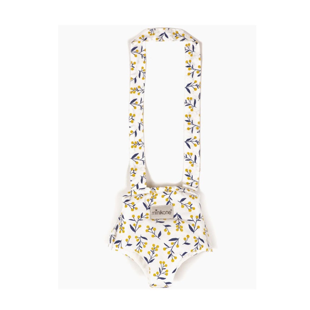 Un porte poupées au motif mimosa pour les poupées gordis minikane