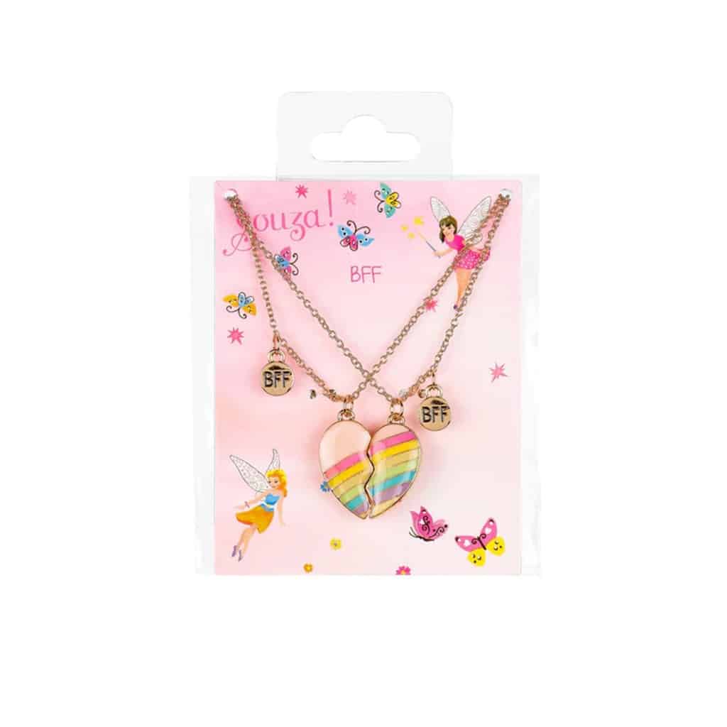 Collier BFF coeur arc-en-ciel sur fond blanc