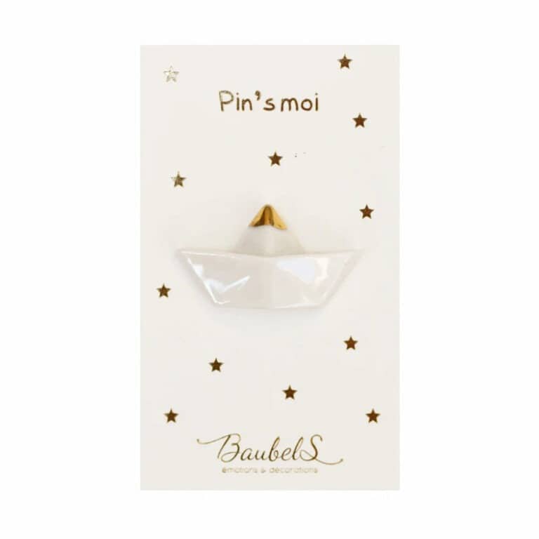 pin's bateau fond blanc