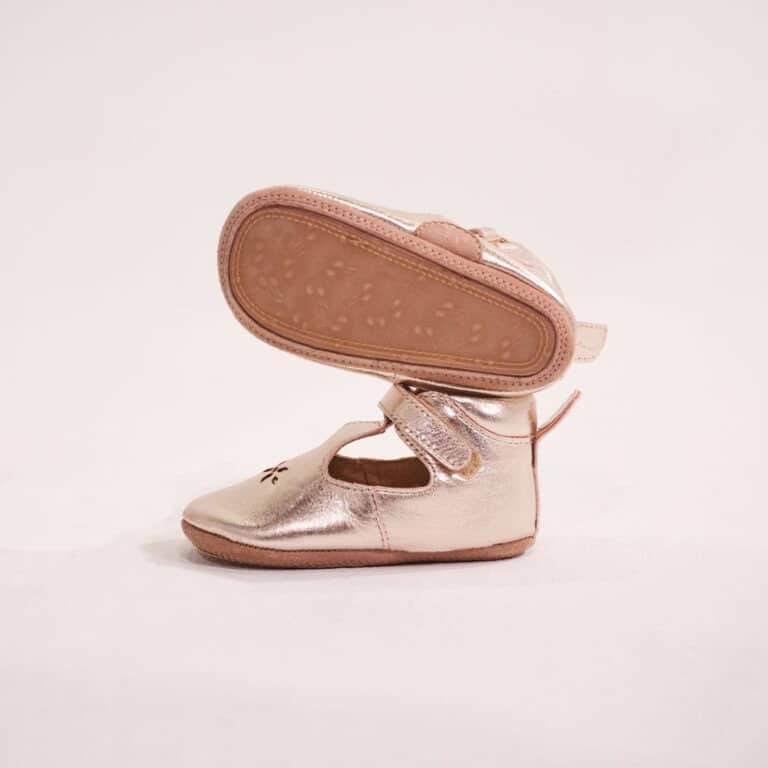 Chaussons deux bouts modèle angèle