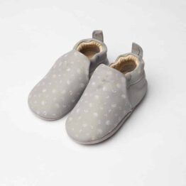 Chaussons balthazar deux bouts sur fond blanc