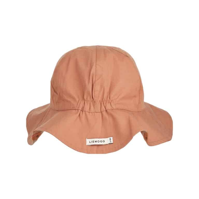 Chapeau de soleil liewood sur fond blanc