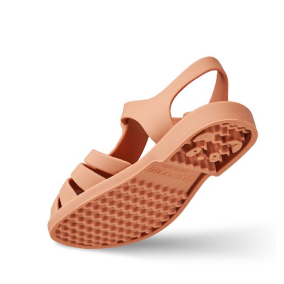 sandales de plage papaye de la marque liewood