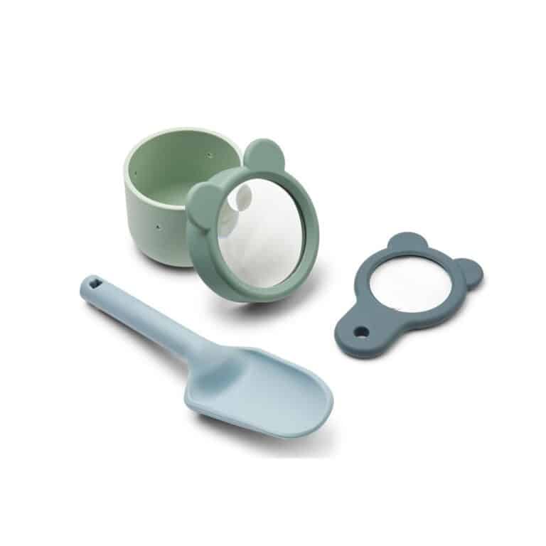 Set d'explorateur liewood sur fond blanc