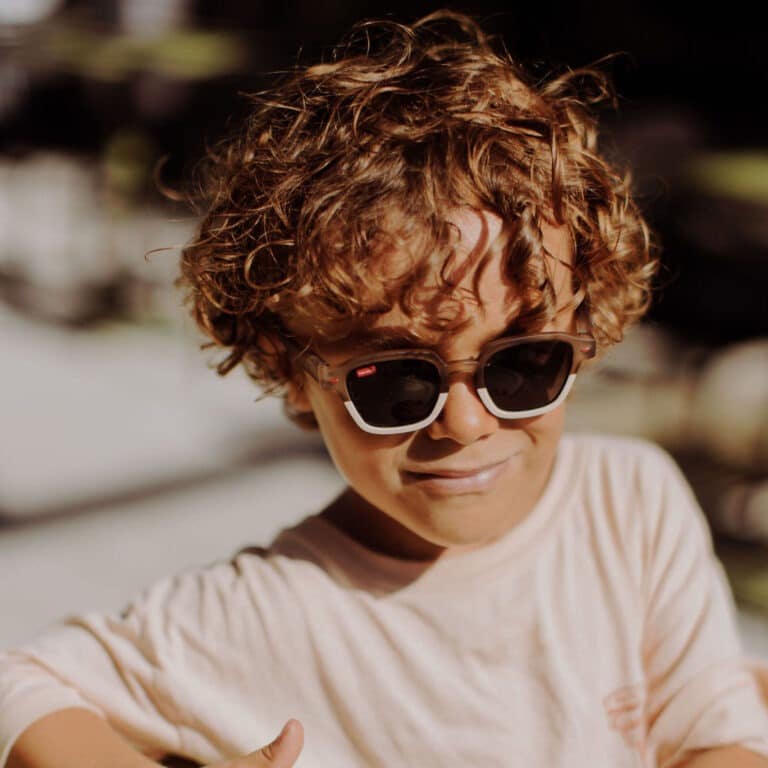 enfant cheveux frisés mini jimmy ambiance