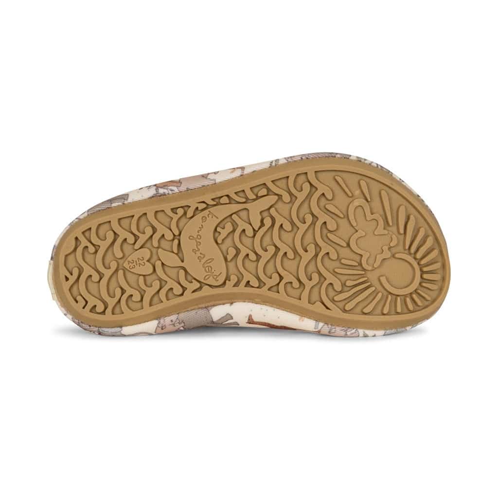 Chaussons de bain safari konges sur fond blanc