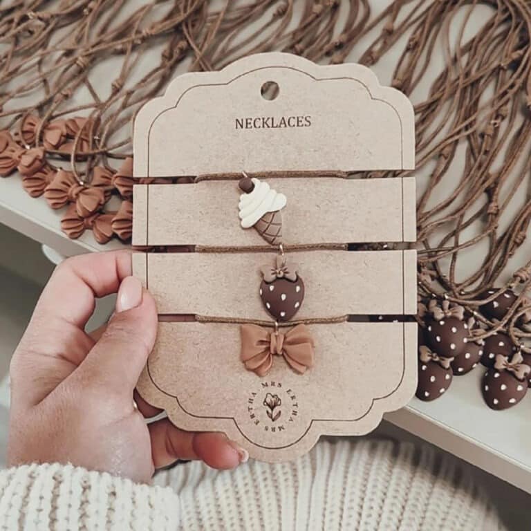 Lot de 3 colliers mrs ertha