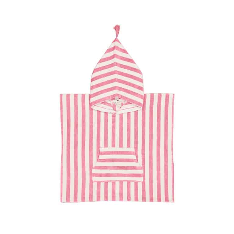 Un poncho de bain en éponge rose de la marque rose in april