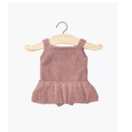 une barboteuse Orléane en tricot rose thé, vue de face sur fond blanc