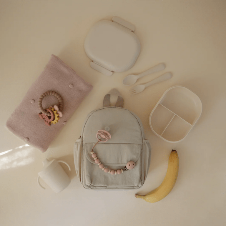 attache tétine rose blush "luna"mushie photo exemple autres rticles