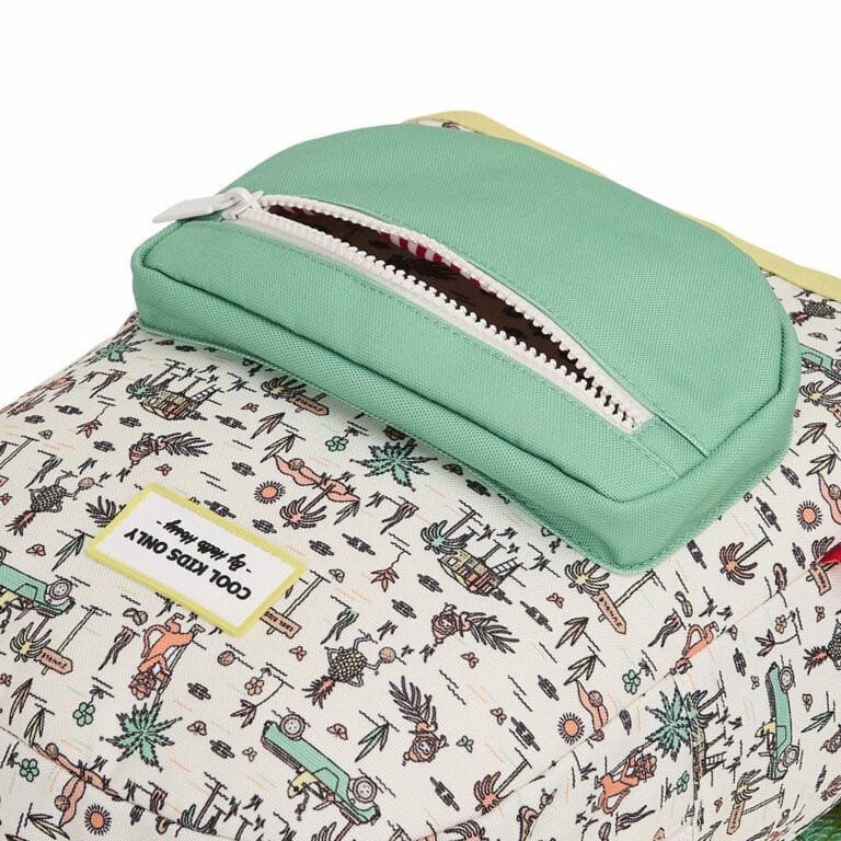 sac à dos "Jungly" de la marque Hello Hossy, vue sur la pochette de devant sur fond blanc