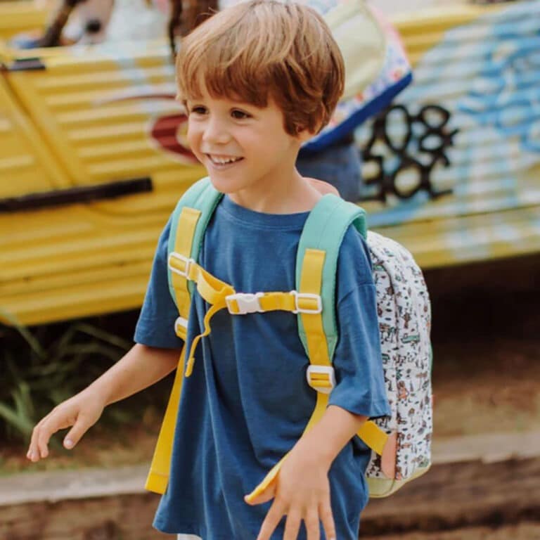 sac à dos "Jungly" de la marque Hello Hossy, porté