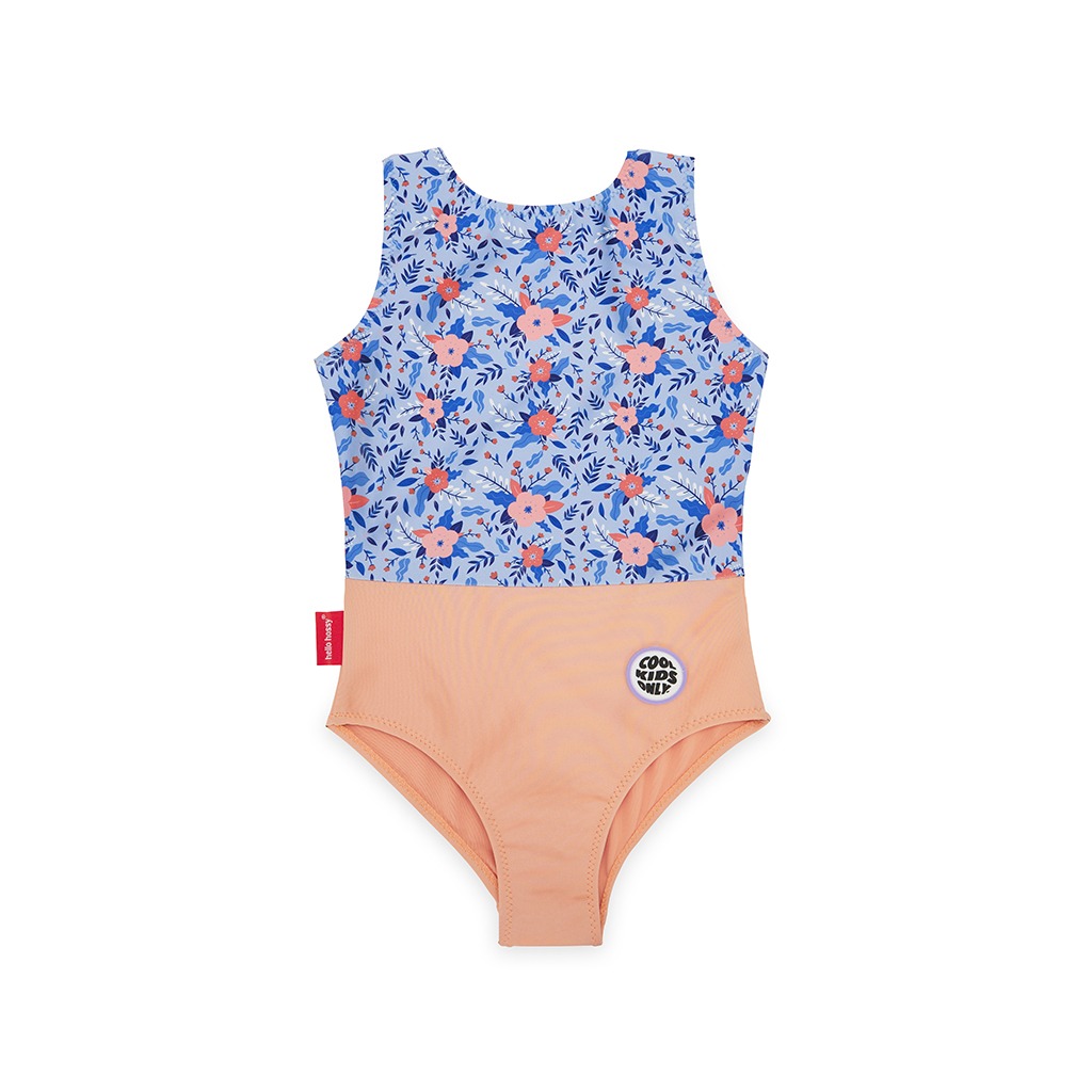 Avec ce joli maillot de bain "champêtre" de la marque Hello Hossy, votre petite fille pourra s'amuser à la plage ou à la piscine avec style !