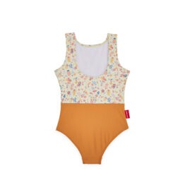 Avec ce joli maillot de bain "dried flowers" de la marque Hello Hossy, votre petite fille pourra s'amuser à la plage ou à la piscine