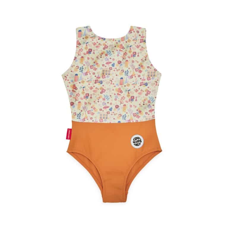 Avec ce joli maillot de bain "dried flowers" de la marque Hello Hossy, votre petite fille pourra s'amuser à la plage ou à la piscine