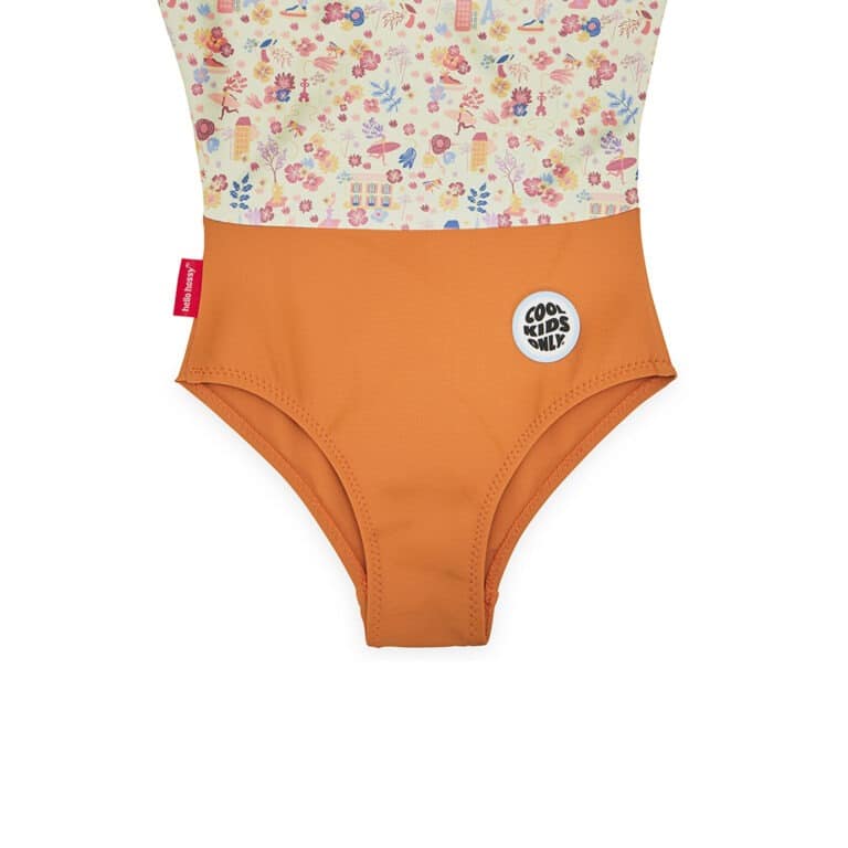 Avec ce joli maillot de bain "dried flowers" de la marque Hello Hossy, votre petite fille pourra s'amuser à la plage ou à la piscine