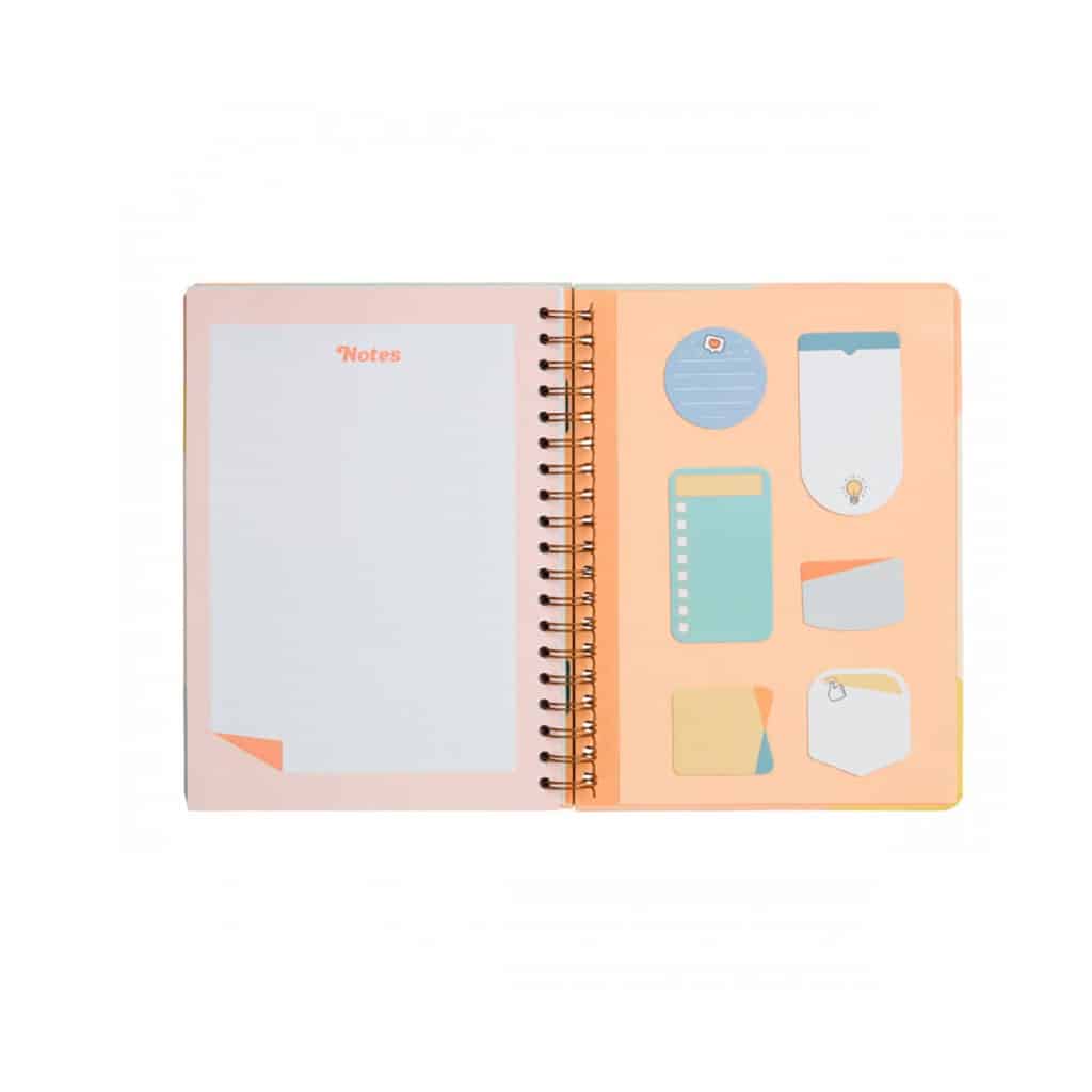 Agenda semainier de la marque mr wonderful sur fond blanc