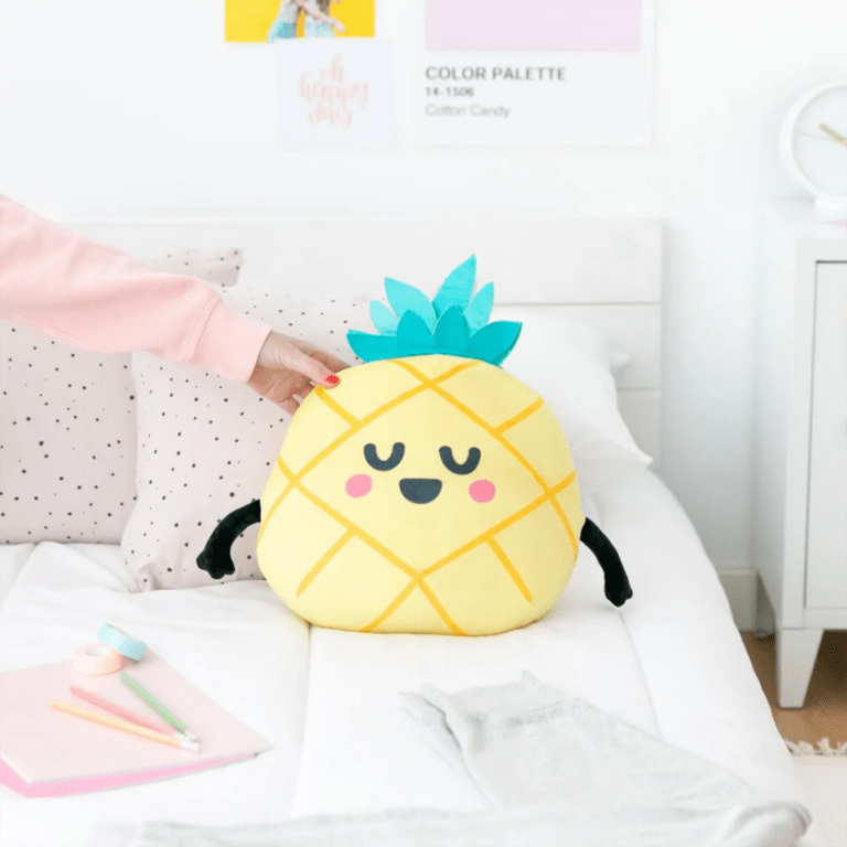un coussin tout doux et moelleux ananas, ambiance