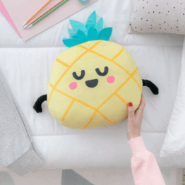 un coussin tout doux et moelleux ananas, ambiance