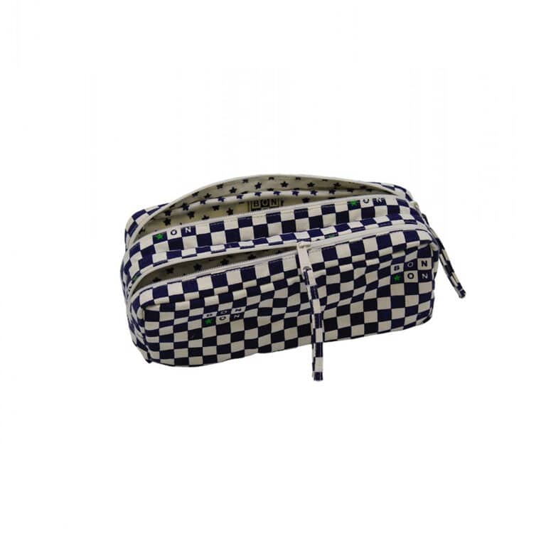 Trousse double compartiment bonton sur fond blanc