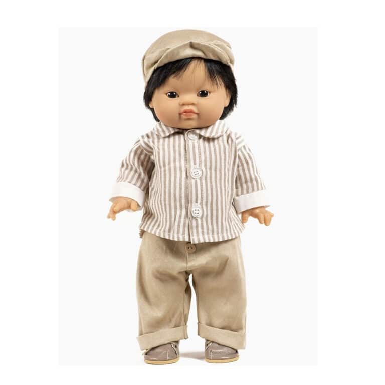 ensemble avec chemise Robert, portée sur fond blanc