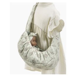 porte poupée hamac fleurs des champs, vue de face sur fond blanc