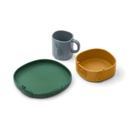 Ce joli set de vaisselle bébé rose en silicone kine de la  marque Liewood contient tout le nécessaire pour donner le repas à son enfant !