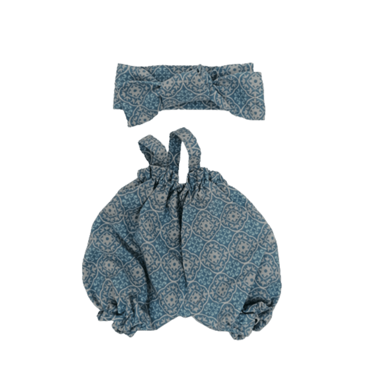 tenue barboteuse plus son bandeau bleu littlemarmaille sur fond blanc