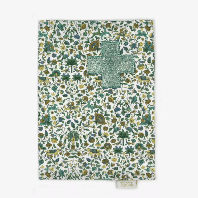 protège carnet de santé arthur barnabé aime le café sur fond blanc