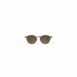 lunettes de soleil adulte D izipizi sur fond blanc