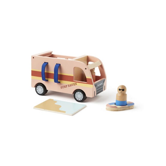 camping car van kid's concept détail planche sur et eau sur fond blanc