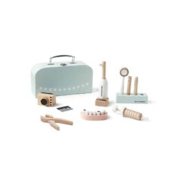 valise de dentiste kid's concept sur fond blanc