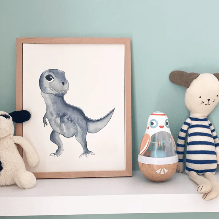 une affiche A4 T-rex Les Aquarelles de Marlène, vue de face sur fond blanc