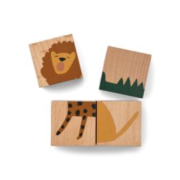 Puzzle cube Aage en bois de la marque liewood