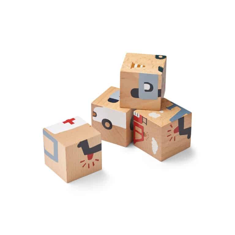 Puzzle cube Aage en bois de la marque liewood