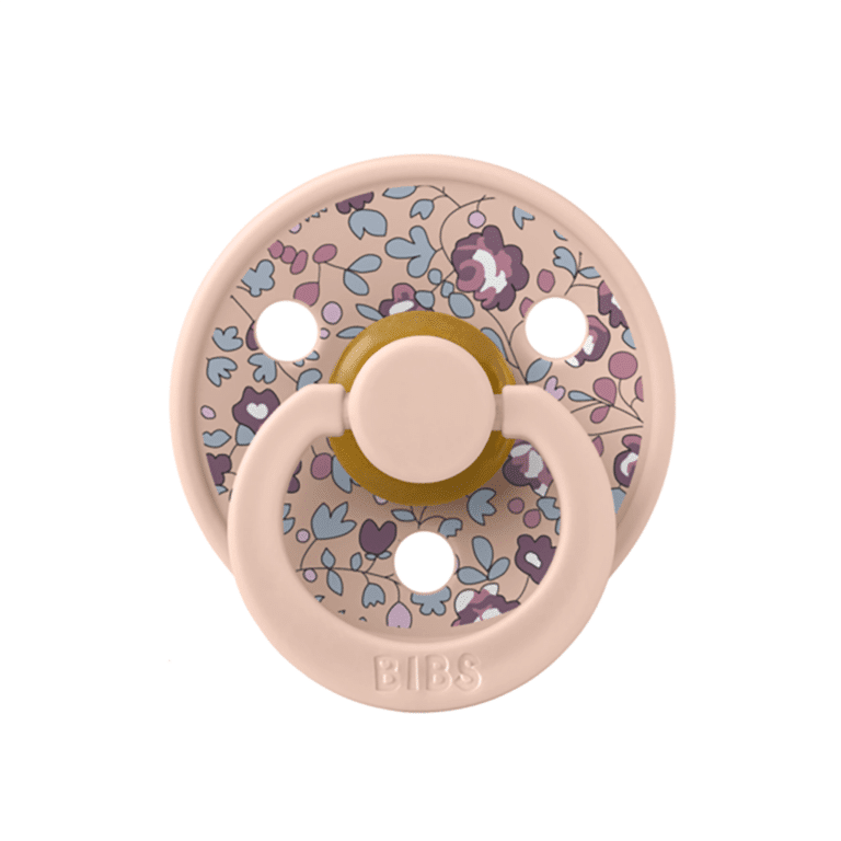 tétines colour liberty eloïse blush mix bibs détail tétine blush sur fond blanc