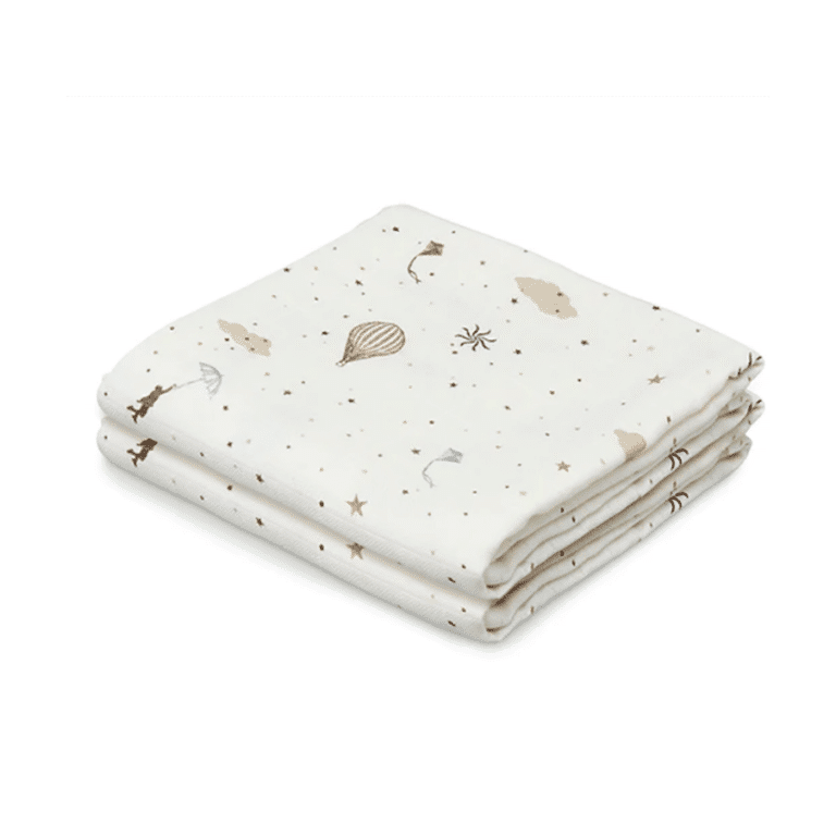 un petit lange dreamland camcam, vue de face sur fond