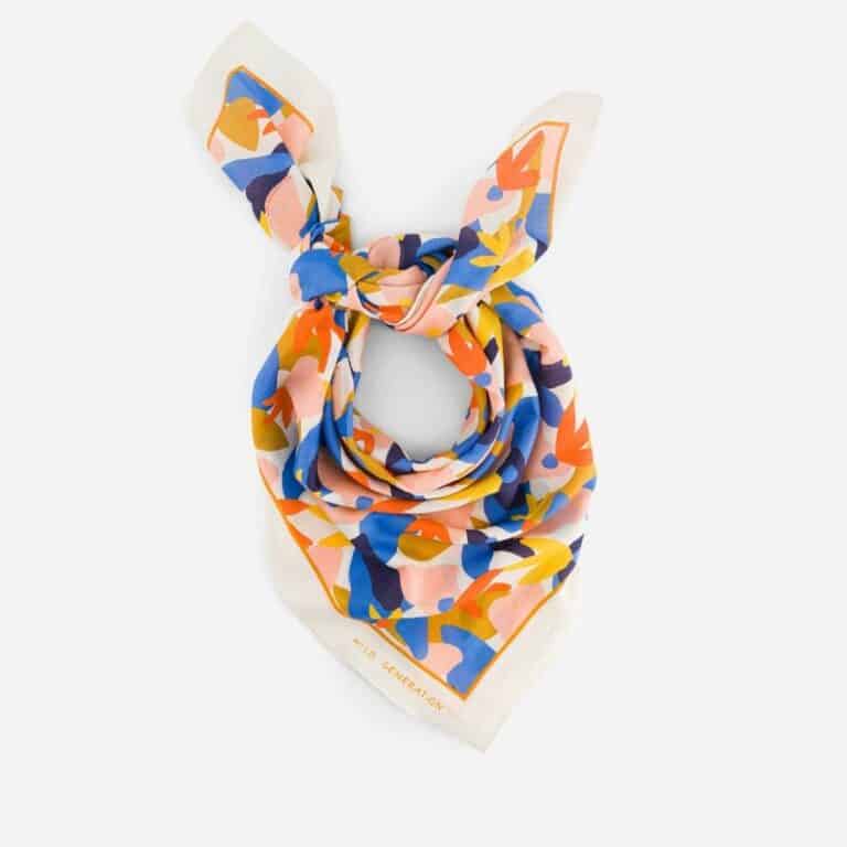 foulard adulte flower power fond blanc