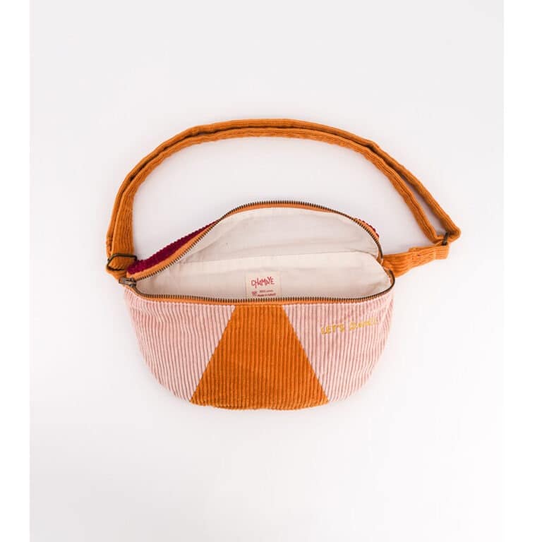 un sac banane adulte moutarde chamaye, vue de face sur fond blanc