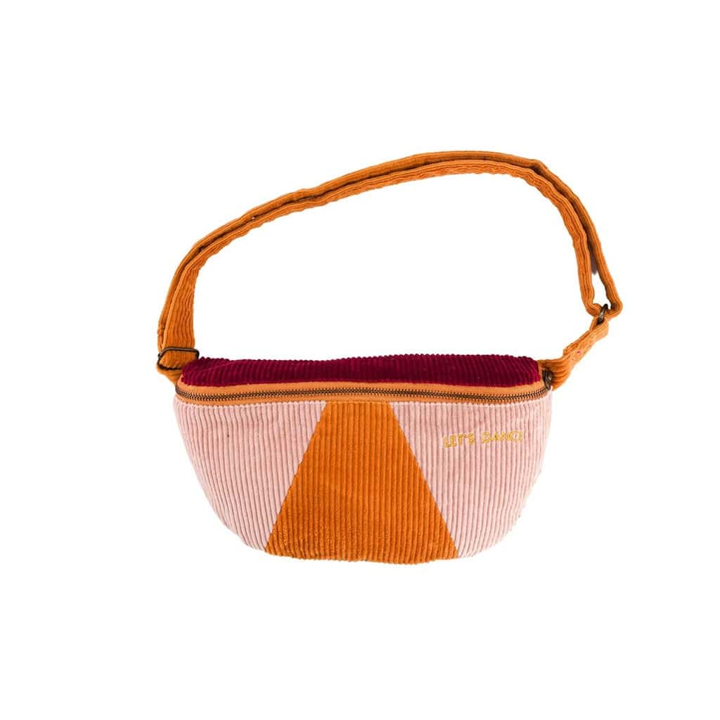 un sac banane adulte moutarde chamaye, vue de face sur fond blanc