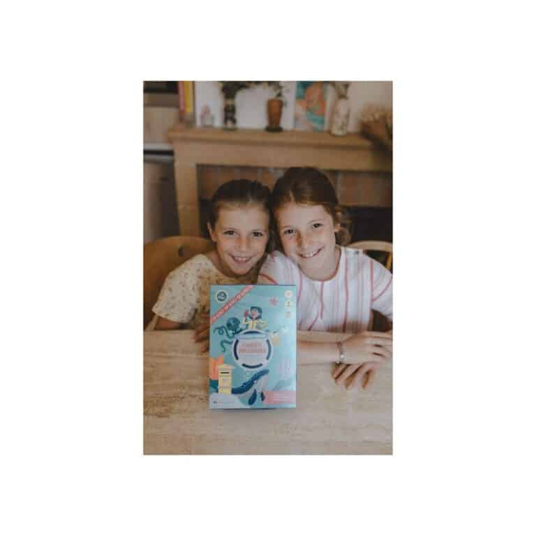 En cavale l'enquête par courrier les fonds marins illustration