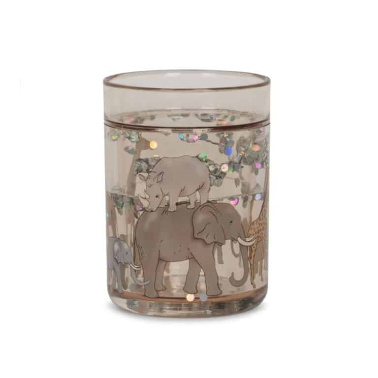 un verre à paillettes safari Konges Slojd, vue de face sur fond blanc
